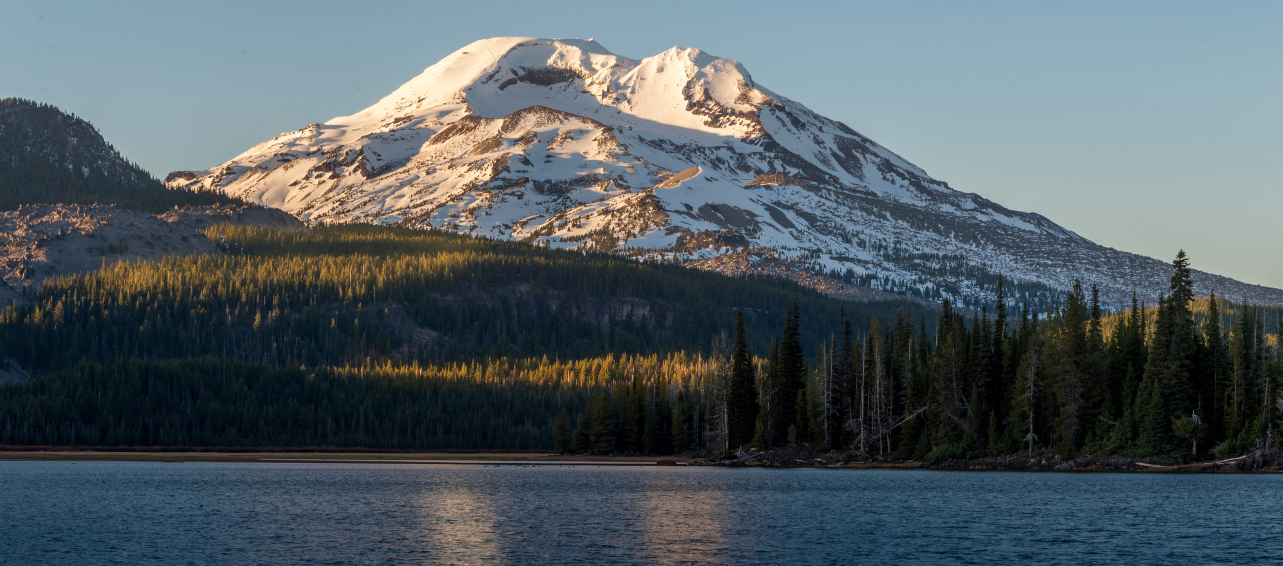 Sunset on South Sister mountain at Sparks Lake in the central Oregon Cascade Mountains