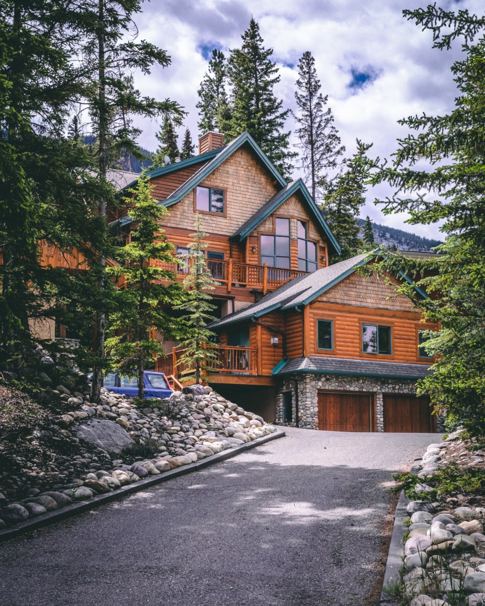 beautiful home with logs